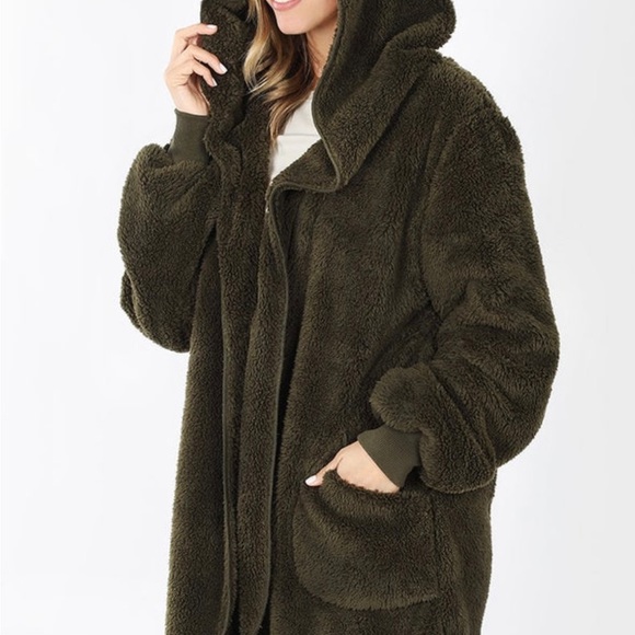 ‼️SALE‼️ Brand New Hooded Teddy Bear Coat XL (Runs Big) - Picture 3 of 6